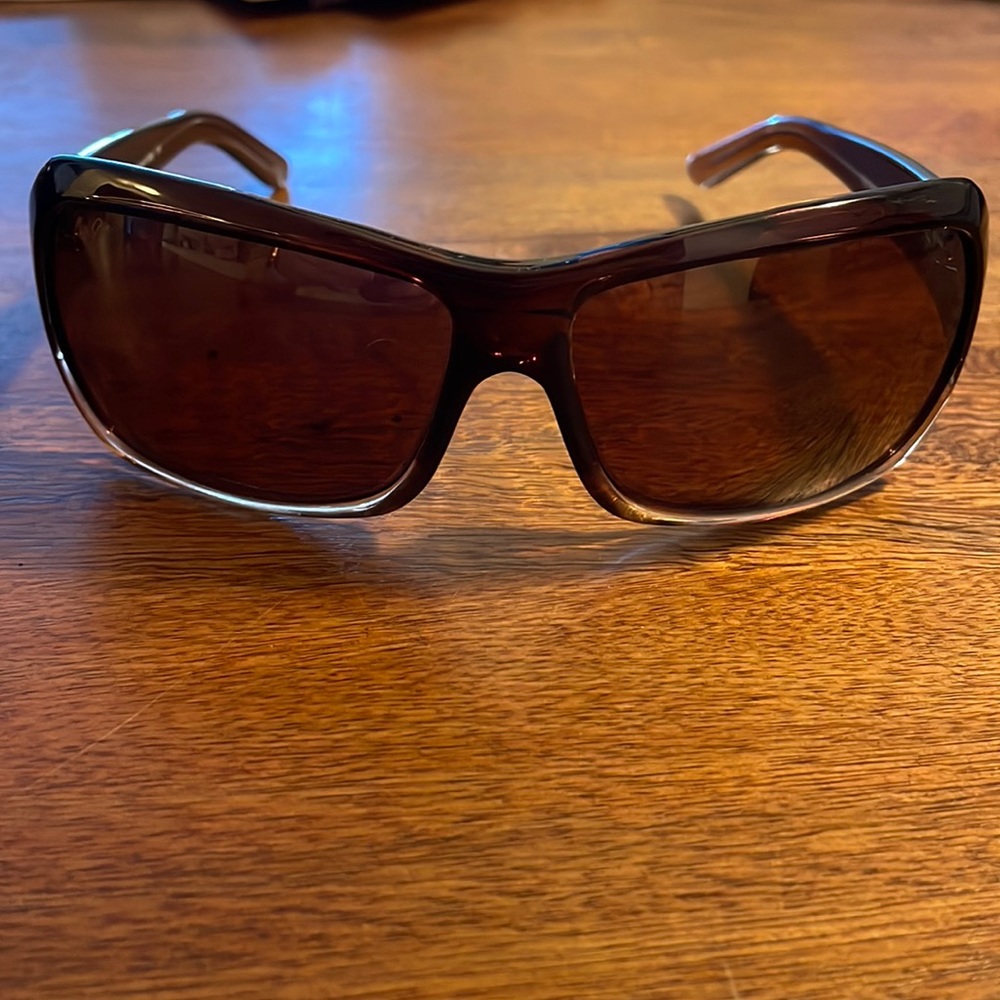 Maui Jim sunglasses - style: MJ 111-01, Palms in Brown